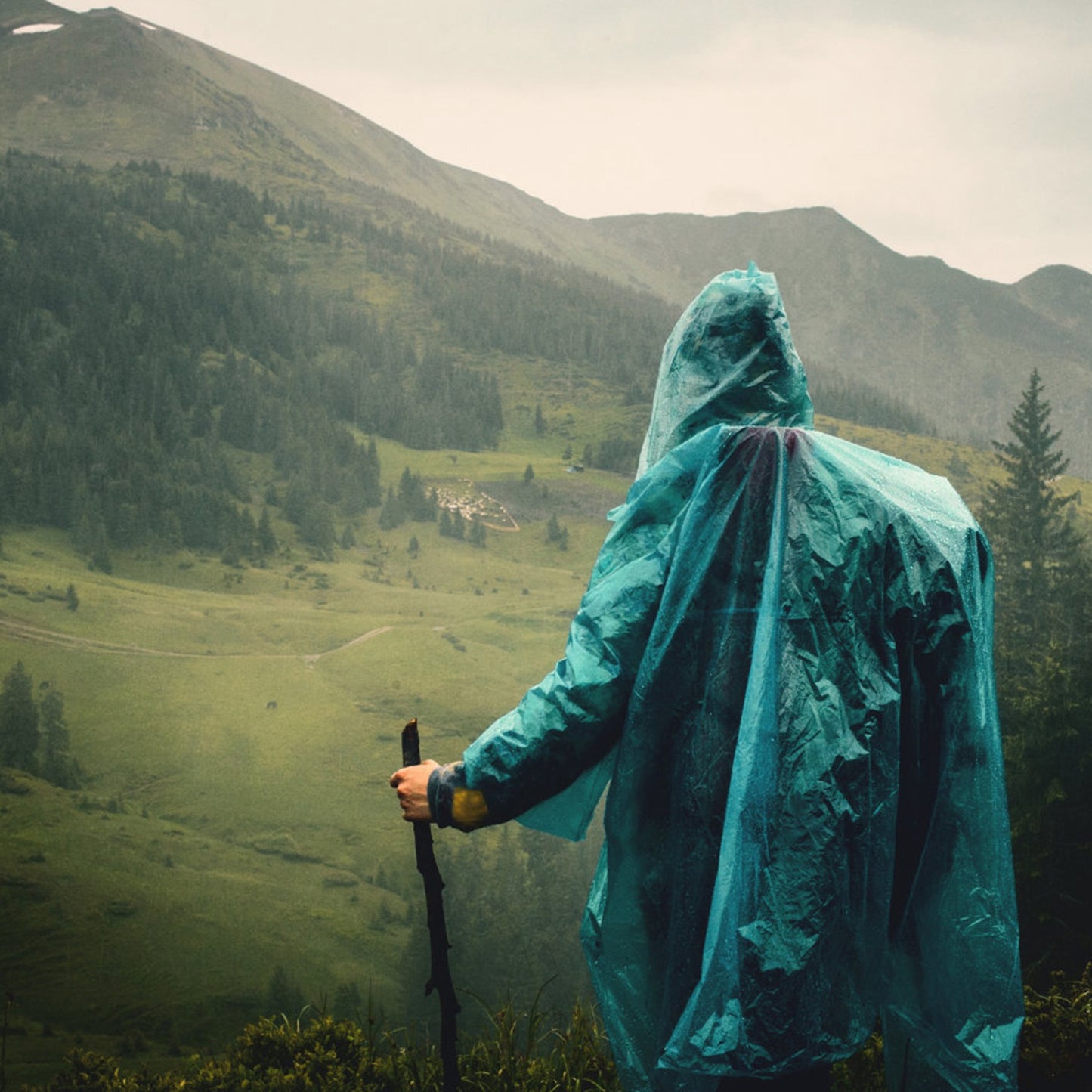 GoCamping 125Pcs Professional Emergency Survival Gear